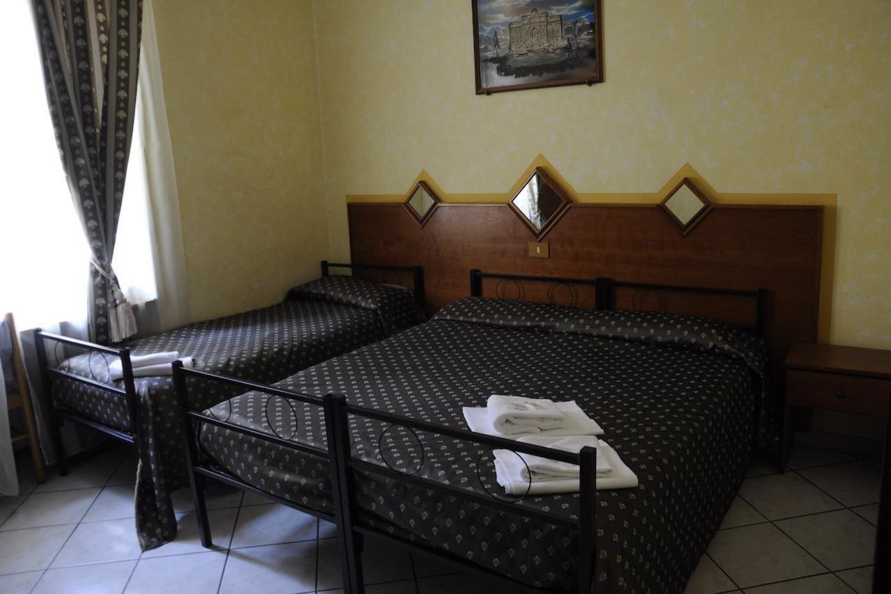 Hotel Farini Rome Luaran gambar