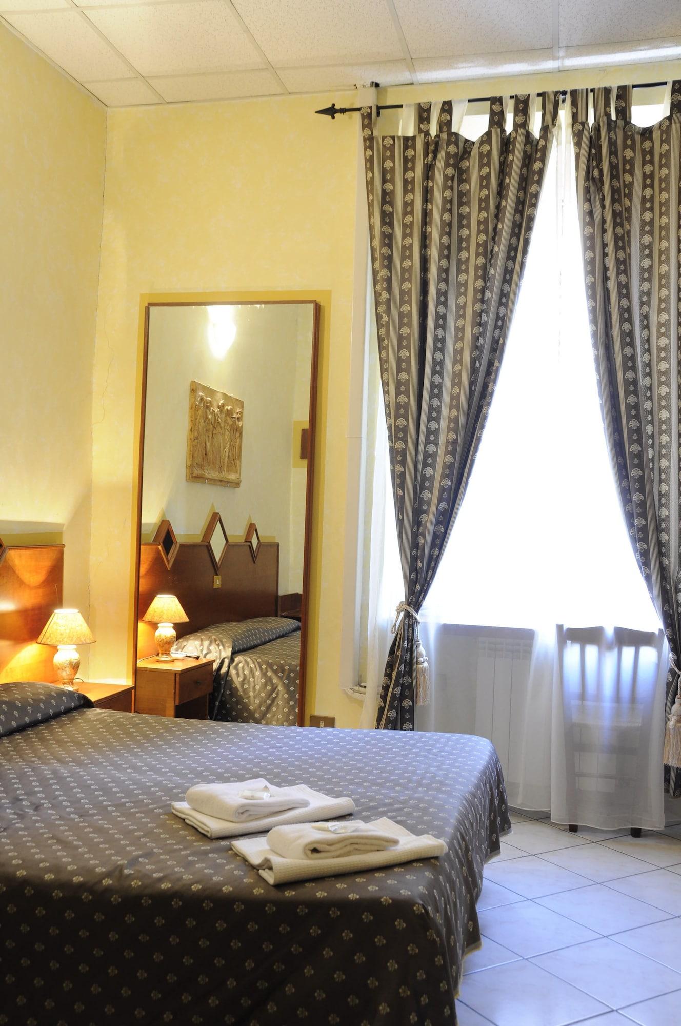 Hotel Farini Rome Luaran gambar