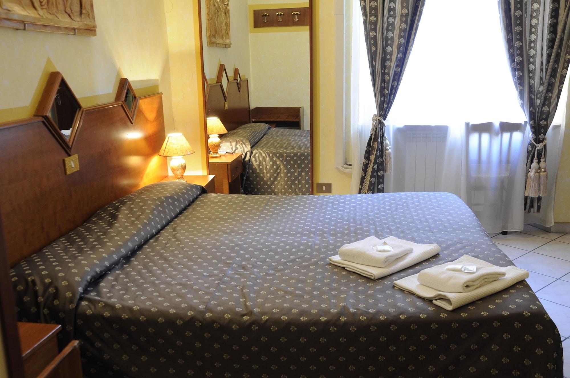 Hotel Farini Rome Luaran gambar