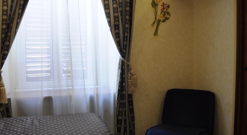 Hotel Farini Rome Luaran gambar