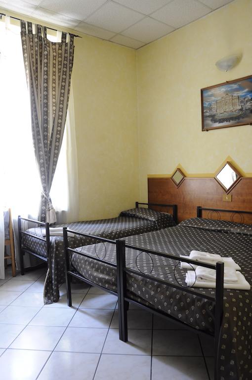 Hotel Farini Rome Luaran gambar